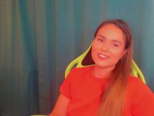 Una de nuestras chicas webcam durante una conversación camsex