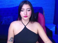 Webcam sex shows con la camgirl online AlinaRyan, origen Latinoamérica