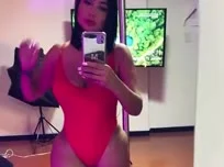 Ven a hacer cam sexo conmigo