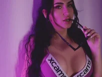 Déjame tentarte bajo neón