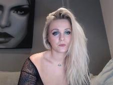 Imagen erótica de la forma sublime de webcam babe GeileZoe